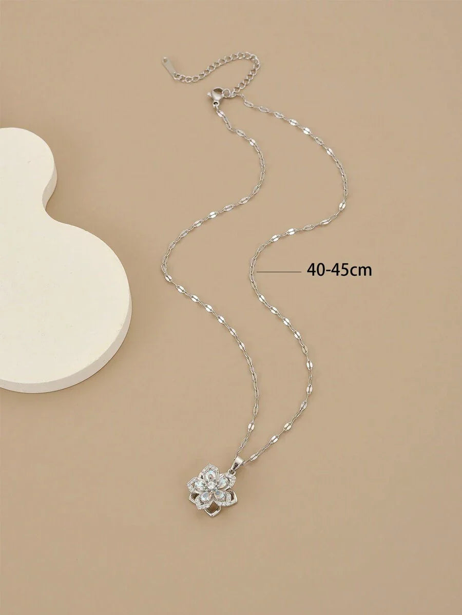 1pc Stainless Steel 5-Petal Rotating Flower Necklace