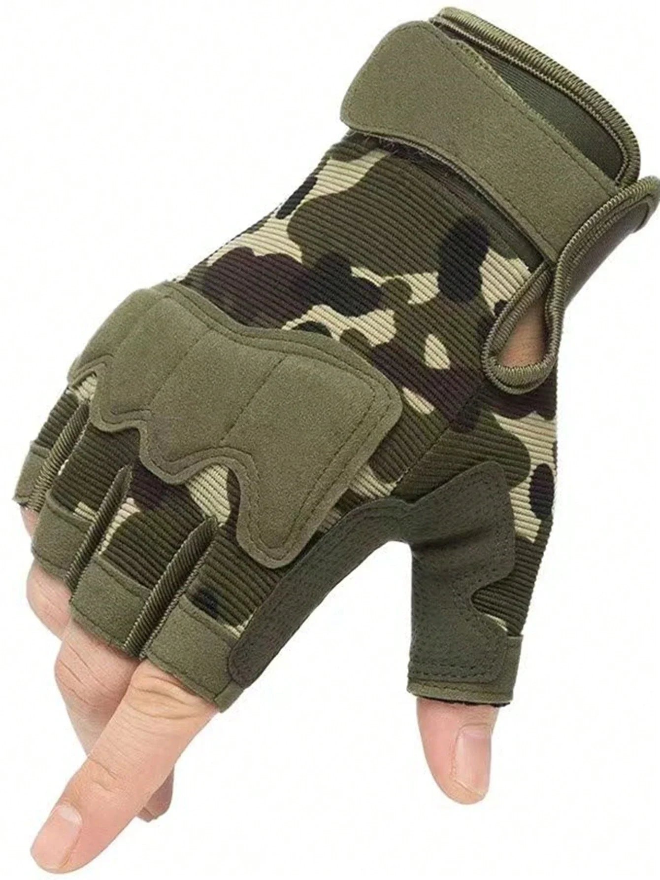 Sports Camo Half-Finger Gloves