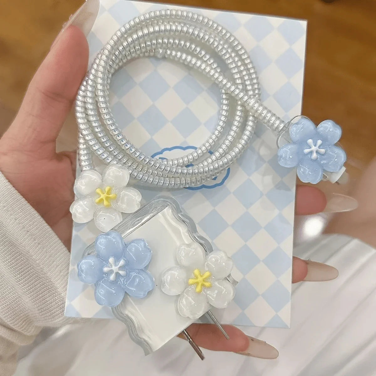 Minimalist Floral Charging Protector Case