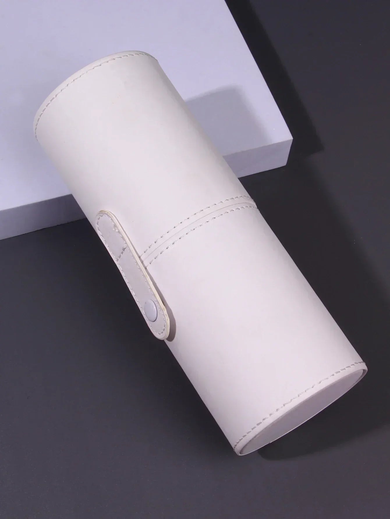 Portable Dustproof Makeup Brush Bucket