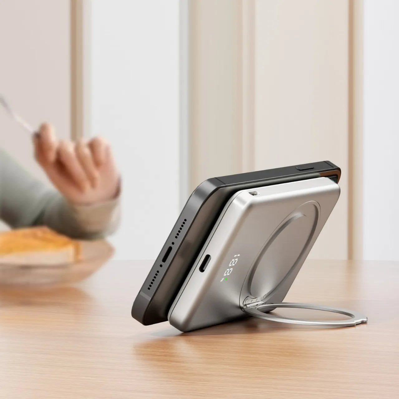 Slim Magnetic Wireless Power Bank